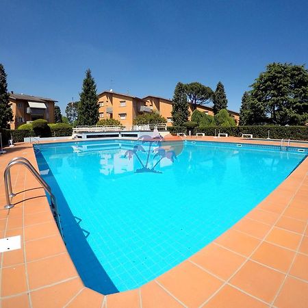 Easy Apartments Peschiera Peschiera del Garda Exterior foto